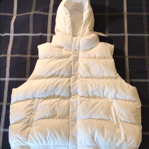 ~Resellers Box…20 items of clothing….$30.00 - Picture 8 of 12